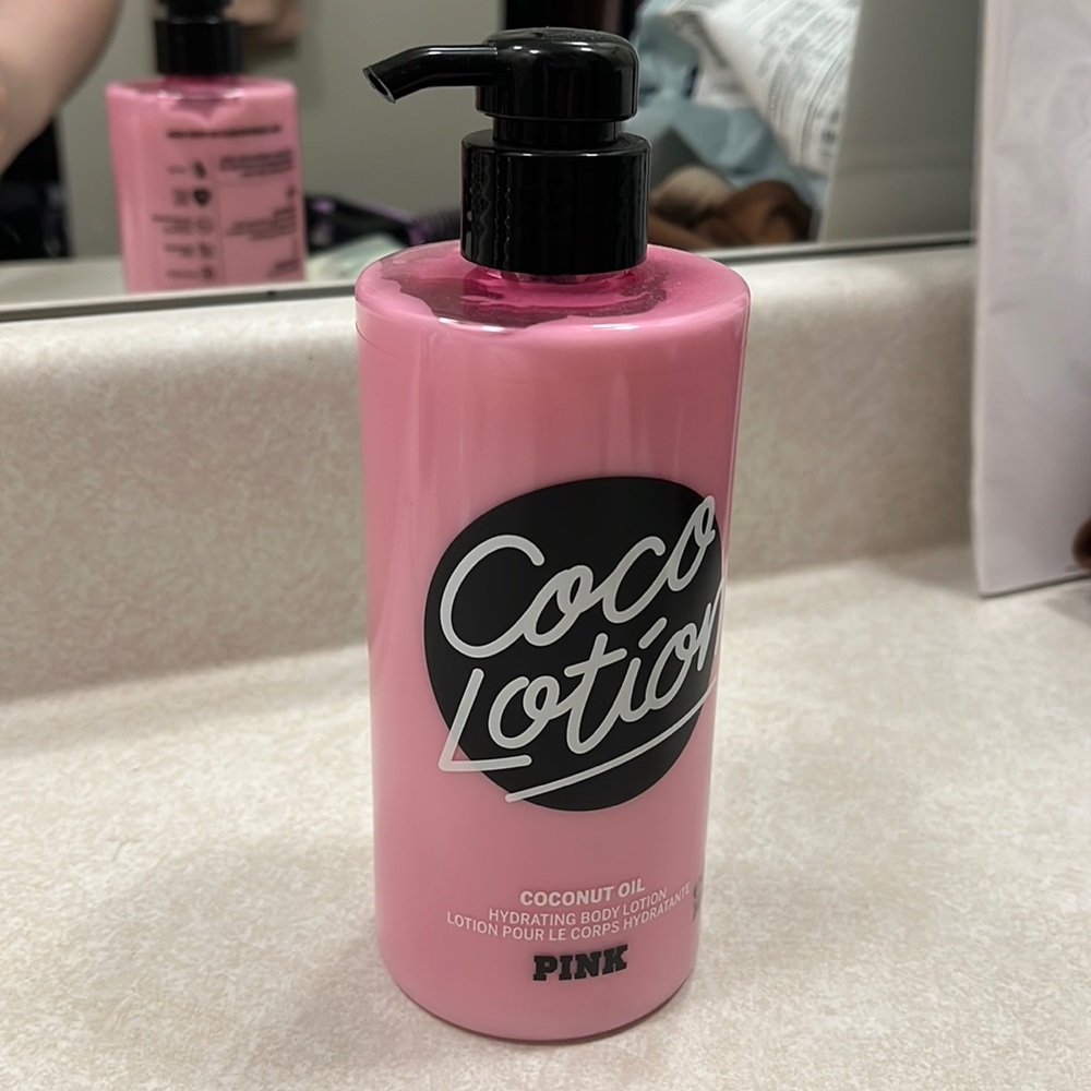 PINK by Victorias Secret Coco Lotion